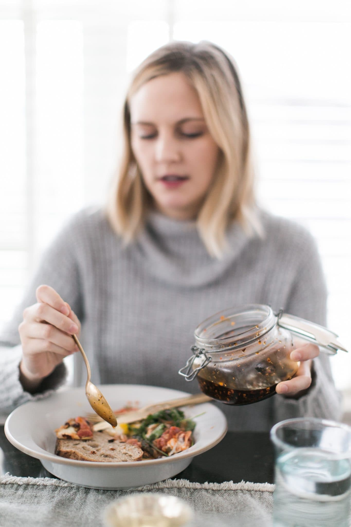 A recipe for Shakshuka // www.Lisa Samuel.com